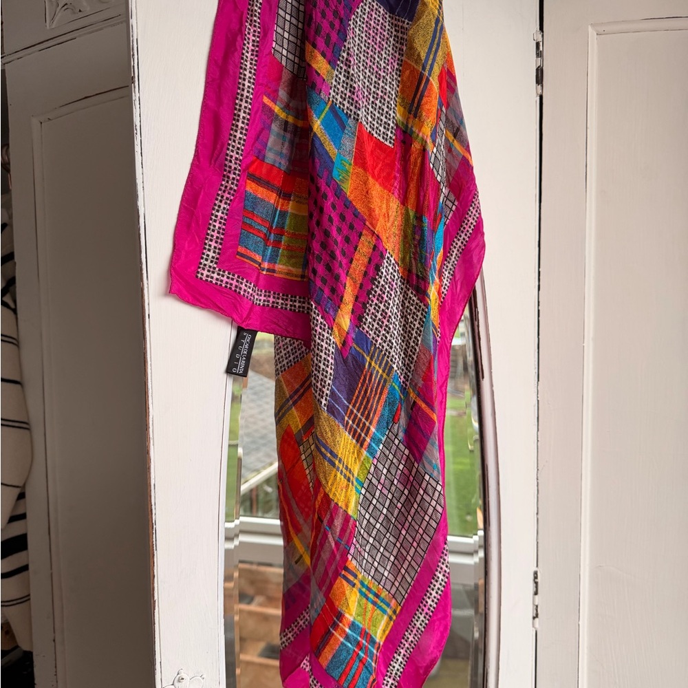 Oscar de la Renta Pink and Vintage Silk Scarf